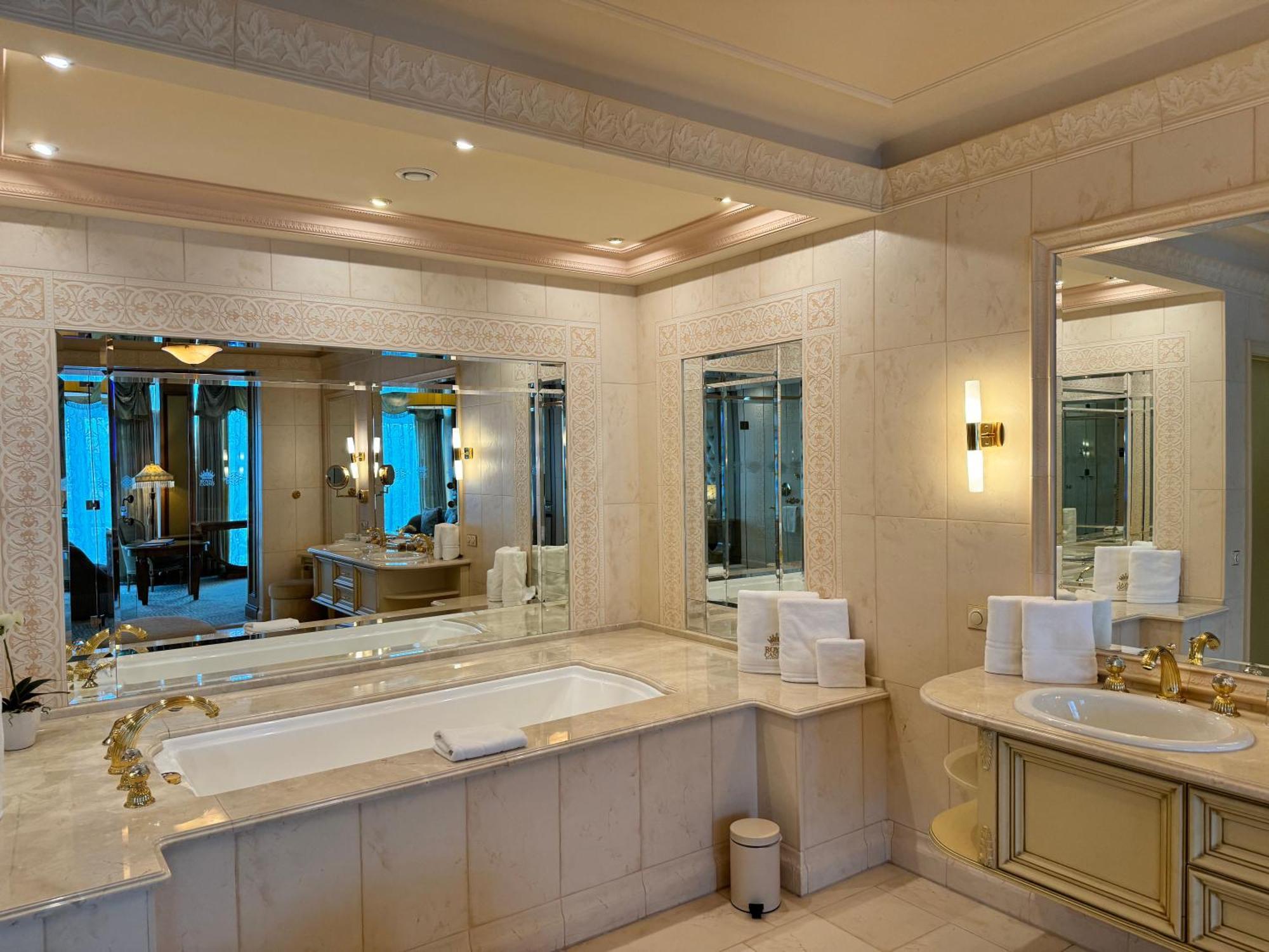 Royal Spa & Hotel Resort Рига Экстерьер фото