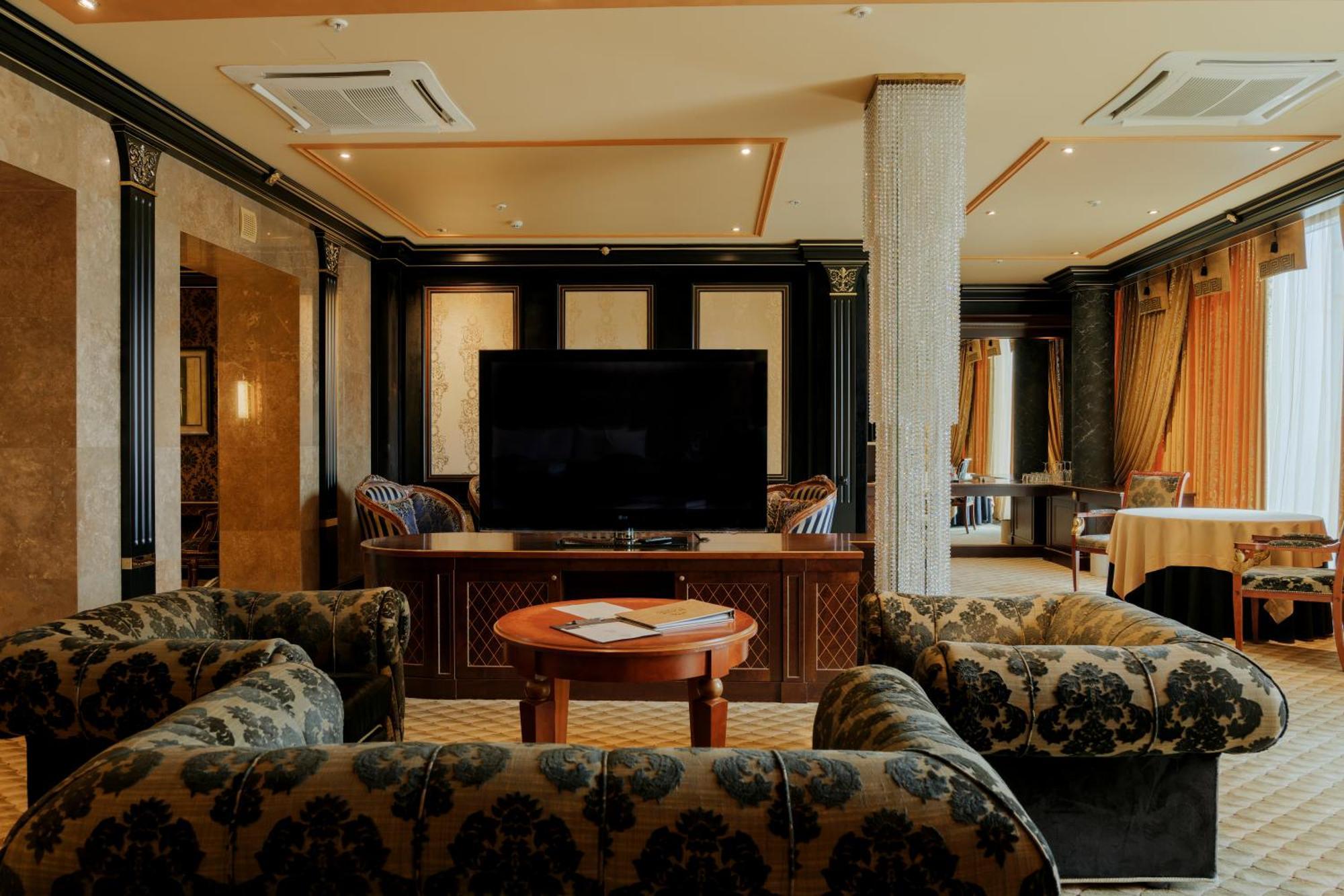 Royal Spa & Hotel Resort Рига Экстерьер фото